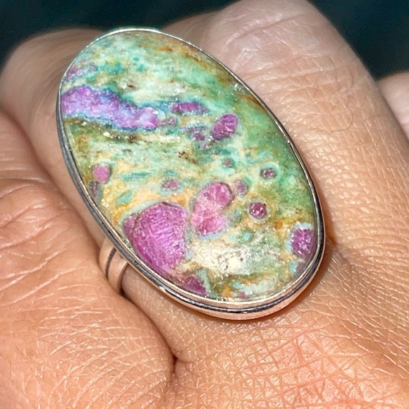 Beautiful Green Ruby Fuchsite Ring 12 1/2 - Picture 4 of 11